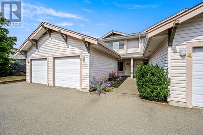 5 - 950 Braidwood Rd, Townhouse with 2 bedrooms, 3 bathrooms and 5 parking in Courtenay BC | Image 1