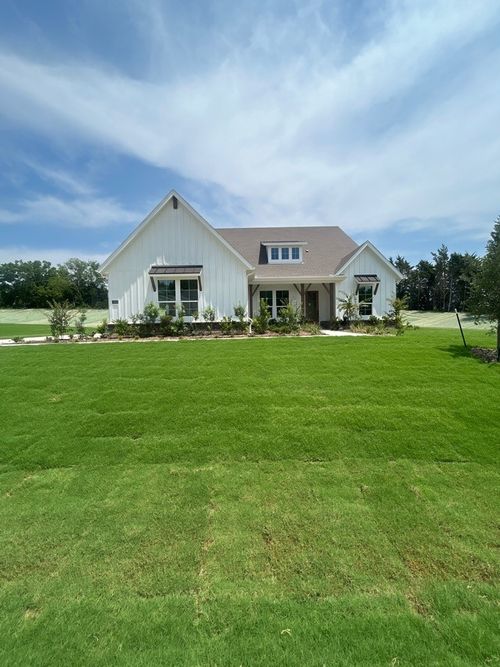 1004 Perrin Ln, Van Alstyne, TX, 75495-3153 | Card Image