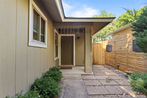 5606 Shreveport Dr, Austin, TX, 78727-7058 | Card Image