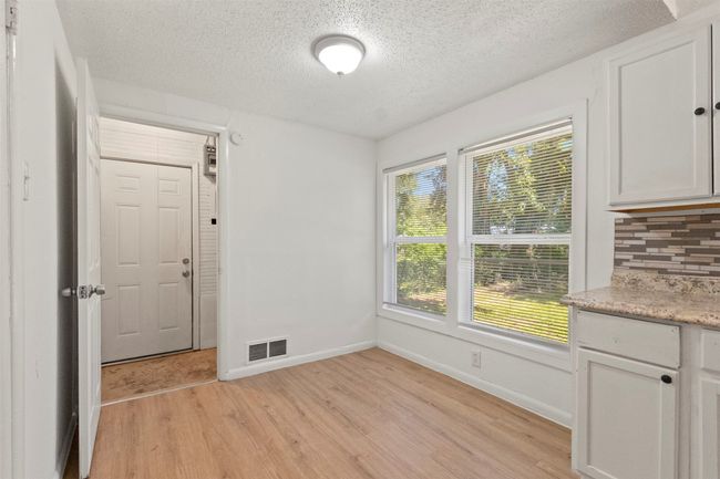 1305 Anthony St, House other with 3 bedrooms, 2 bathrooms and null parking in Gainesville TX | Image 8