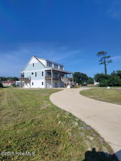 202 Topsail Watch Dr, Hampstead, NC, 28443-2726 | Card Image