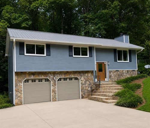 3881 Vicki Ct, Duluth, GA, 30096-2550 | Card Image