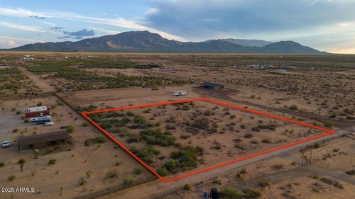 --xx W Buffalo Dog Rd, Aguila, AZ, 85320 | Card Image