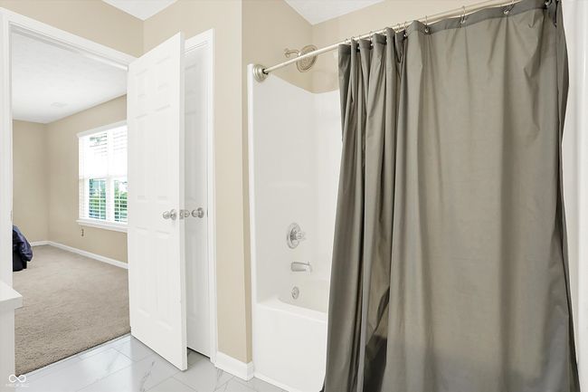 7022 Forrester Ln, Condo with 3 bedrooms, 3 bathrooms and null parking in Indianapolis IN | Image 24