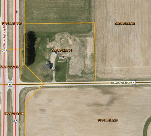 W4878 County Rd N, Waldo, WI, 53093-1428 | Card Image