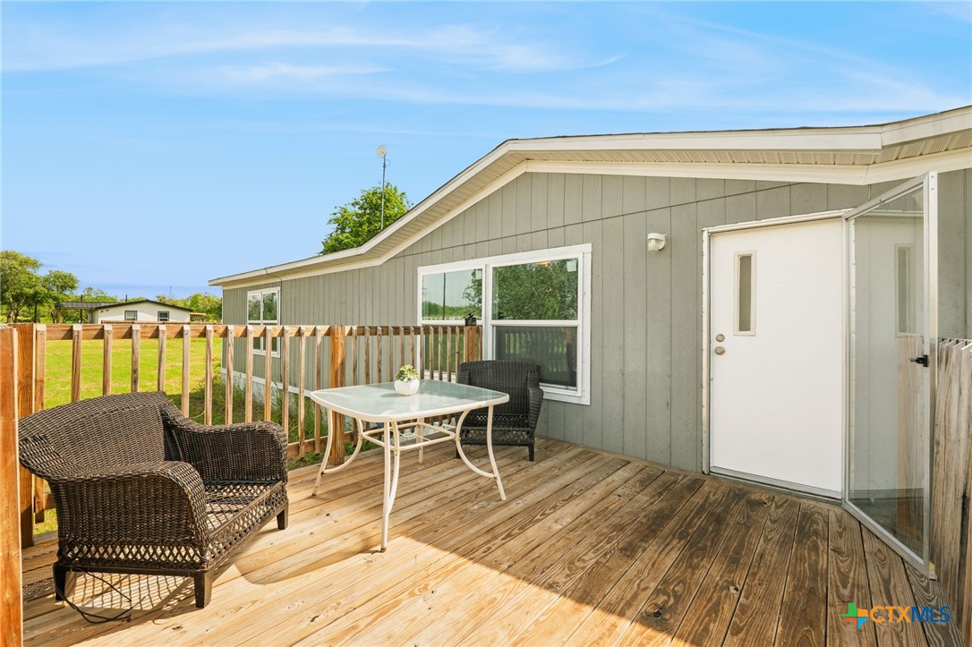 Residential in Floresville 5