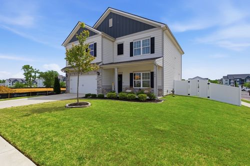 500 Charing Cross Dr, Lebanon, TN, 37087-5091 | Card Image