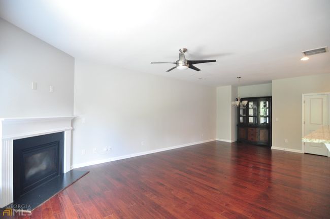 340 Swingline Ln, Townhouse with 4 bedrooms, 4 bathrooms and null parking in Alpharetta GA | Image 4