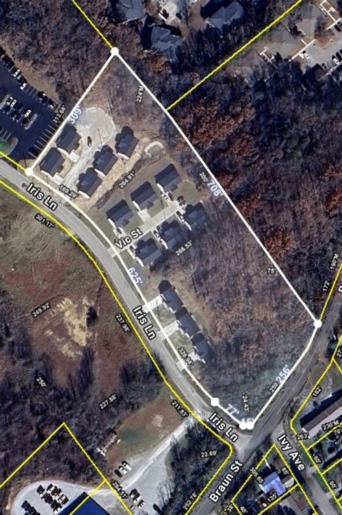225 Iris Ln, Crossville, TN, 38555 | Card Image