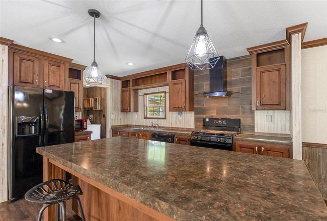 2005 Ne 185 Th St, House other with 3 bedrooms, 2 bathrooms and null parking in CITRA FL | Image 11