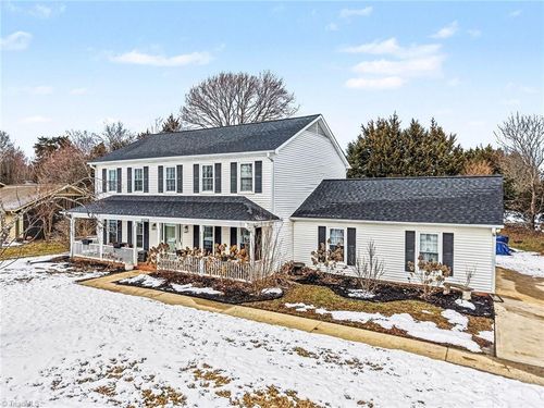 1423 Spring Hill Cir, Kernersville, NC, 27284-7861 | Card Image