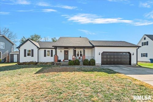 528 Mallard Dr, Chatham, IL, 62629-1053 | Card Image