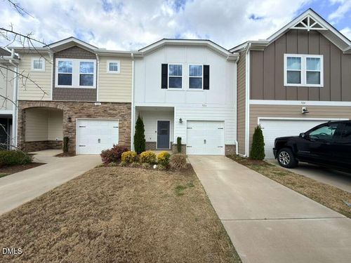 926 Clearhaven Ln, Fuquay Varina, NC, 27526-4340 | Card Image