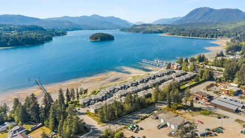 5934 Oldmill Lane, Sechelt, BC, V7Z0S3 | Card Image