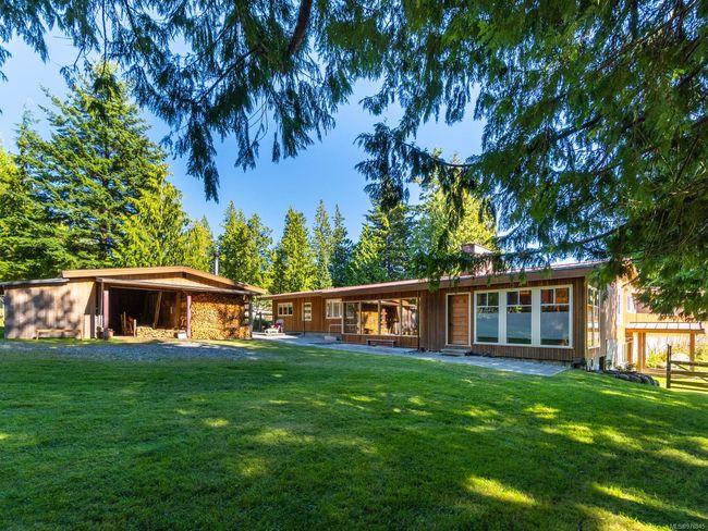 410 17 Th Ave, House other with 4 bedrooms, 5 bathrooms and 4 parking in Sointula BC | Image 63