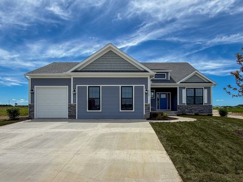 6709 Faiths Way, Bettendorf, IA, 52722 | Card Image