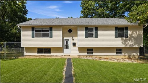 24370 Trolley Ln, Saint Robert, MO, 65584-3231 | Card Image