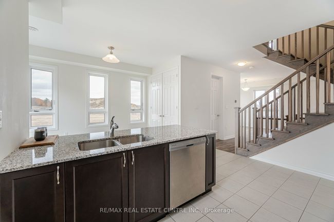 3370 Promenade Thunderbird, House attached with 4 bedrooms, 4 bathrooms and 1 parking in Pickering ON | Image 14