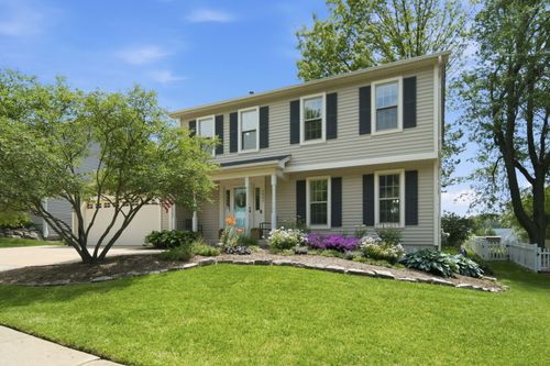 1907 Jeanette Ave, St. Charles, IL, 60174-4663 | Card Image