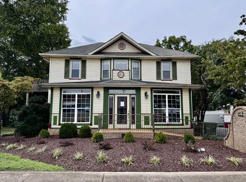 231 Mahr Ave, Lawrenceburg, TN, 38464-3231 | Card Image