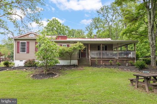 171 Sinking Spring Ln, GORE, VA, 22637-2459 | Card Image