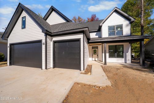 616 Seathwaite Ln Se, Leland, NC, 28451-6520 | Card Image