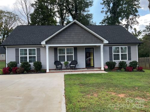 1550 N Lee St, Salisbury, NC, 28144-2920 | Card Image