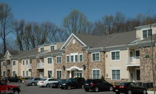 apt-203-851 Springfield Ave, Summit, NJ, 07901-1198 | Card Image