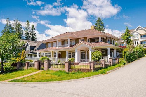 13477 13a Ave, Surrey, BC, V4A1C5 | Card Image