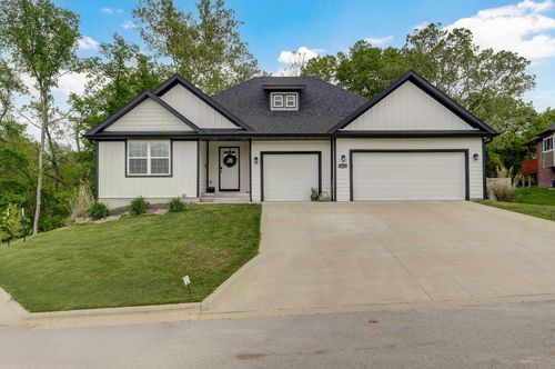 1611 E Hayloft Dr, Ozark, MO, 65721-5380 | Card Image