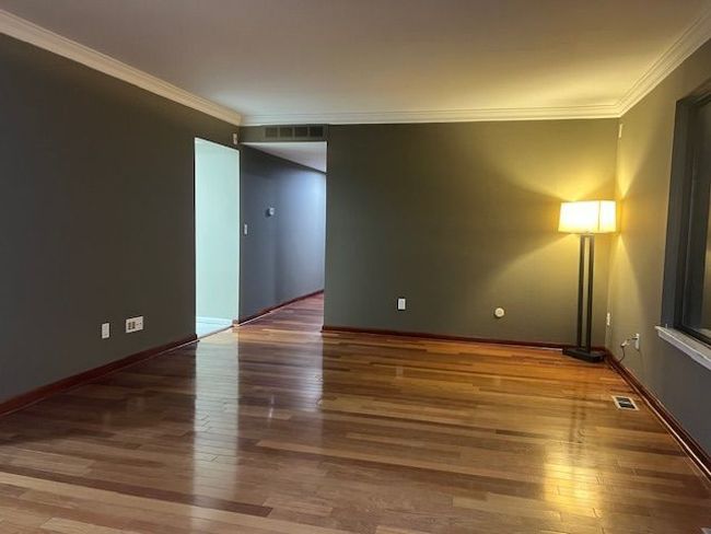 IMAGINE ENTERTAINING IN THE LG LIVING RM (13X17) | Image 25