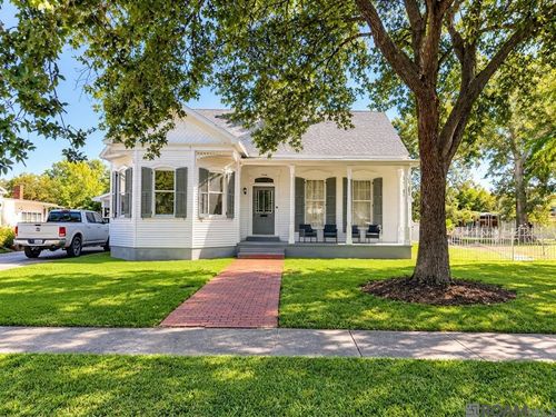 1030 2nd St, Morgan City, LA, 70380-3120 | Card Image