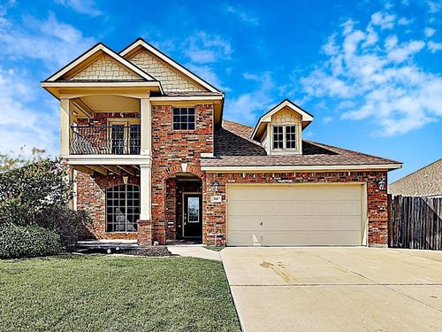 816 Cutting Horse Drive, Mansfield, TX, 76063 | Card Image