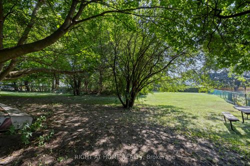 1091 Mohawk St, Oshawa, ON, L1G4G8 | Card Image