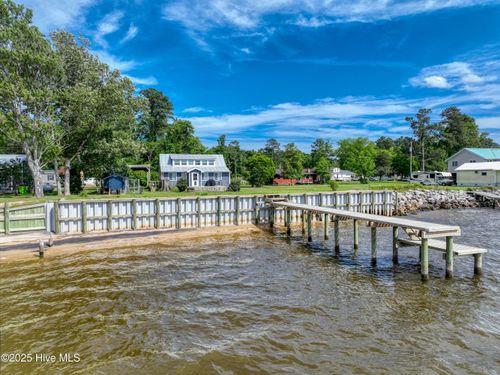 1565 Belangia Rd, Havelock, NC, 28532-9087 | Card Image
