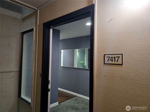 7417 Old Redmond Rd, Redmond, WA, 98052-4282 | Card Image