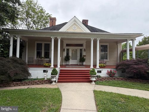 804 Grove Ave, SOUTH BOSTON, VA, 24592-3310 | Card Image