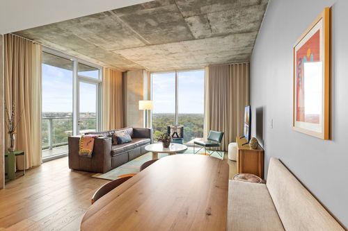 1804-48 East Ave, Austin, TX, 78701-4317 | Card Image