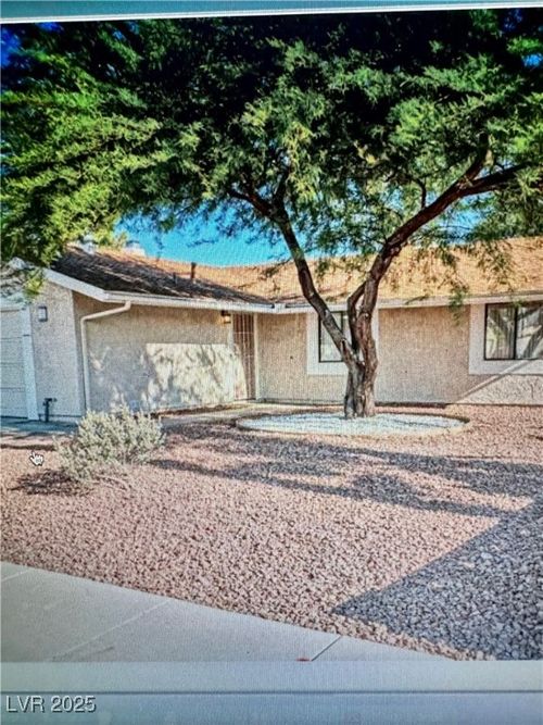 5521 Seattle Slew Dr, Las Vegas, NV, 89108-3650 | Card Image