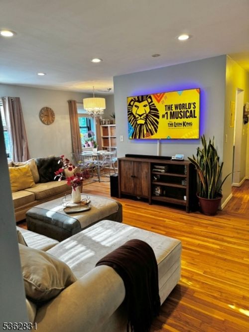 apt-2h-241 E Main St, Bergenfield, NJ, 07621-2249 | Card Image