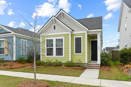 553 Sound Dr, Summerville, SC, 29486-2932 | Card Image