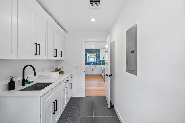 8108 Briarwood Ln, House other with 3 bedrooms, 2 bathrooms and 2 parking in Austin TX | Image 30