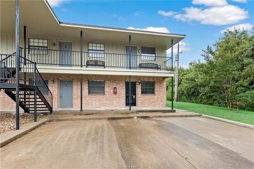 5-607 Wades Way, Navasota, TX, 77868-2653 | Card Image