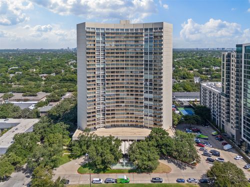 c252-6211 W Northwest Hwy, Dallas, TX, 75225-3476 | Card Image