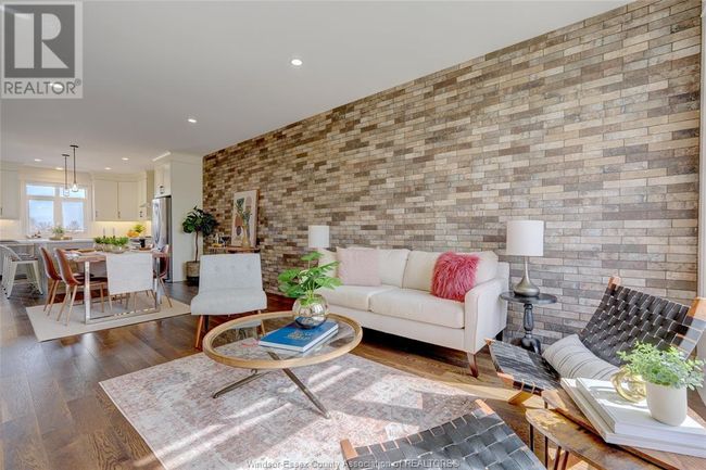 741 Brownstone Dr, Townhouse with 3 bedrooms, 3 bathrooms and null parking in Windsor ON | Image 8