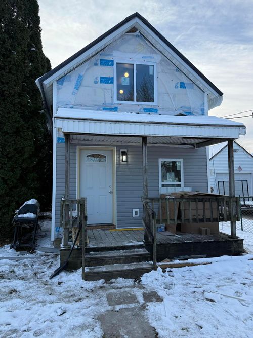 421 Walnut St, Washington Court House, OH, 43160-1641 | Card Image