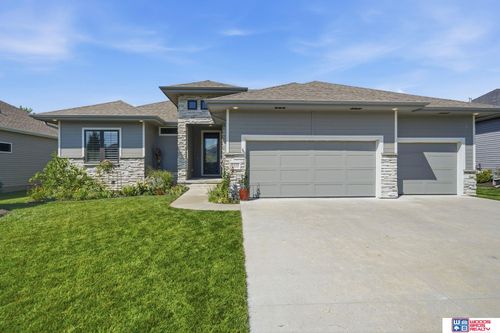 9331 S 32nd St, Lincoln, NE, 68516-1747 | Card Image