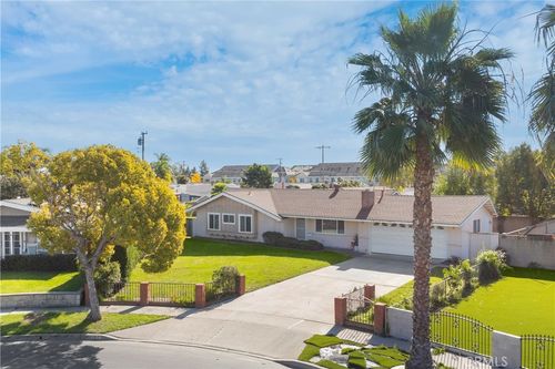 4792 New Mexico Ln, Cypress, CA, 90630-2131 | Card Image