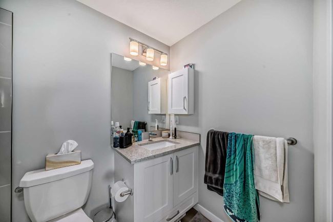 405 - 200 Shawnee Square Sw, Home with 2 bedrooms, 2 bathrooms and 1 parking in Calgary AB | Image 25