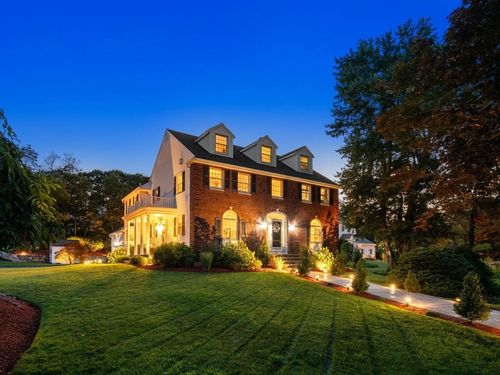 4 Cunningham Ln, Milton, MA, 02186-4774 | Card Image